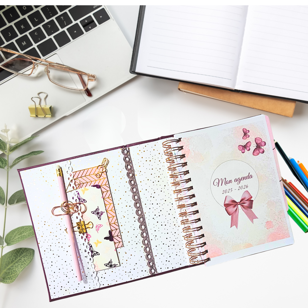 AGENDA Coloriage Adulte Modèle "La vie en Rose"