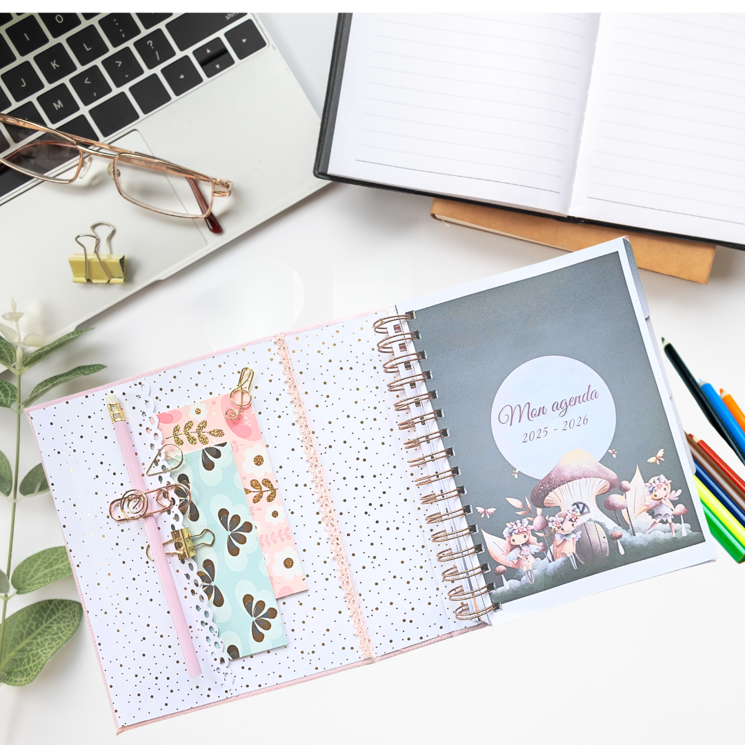 AGENDA Coloriage Adulte Modèle "Forêt Enchantée"